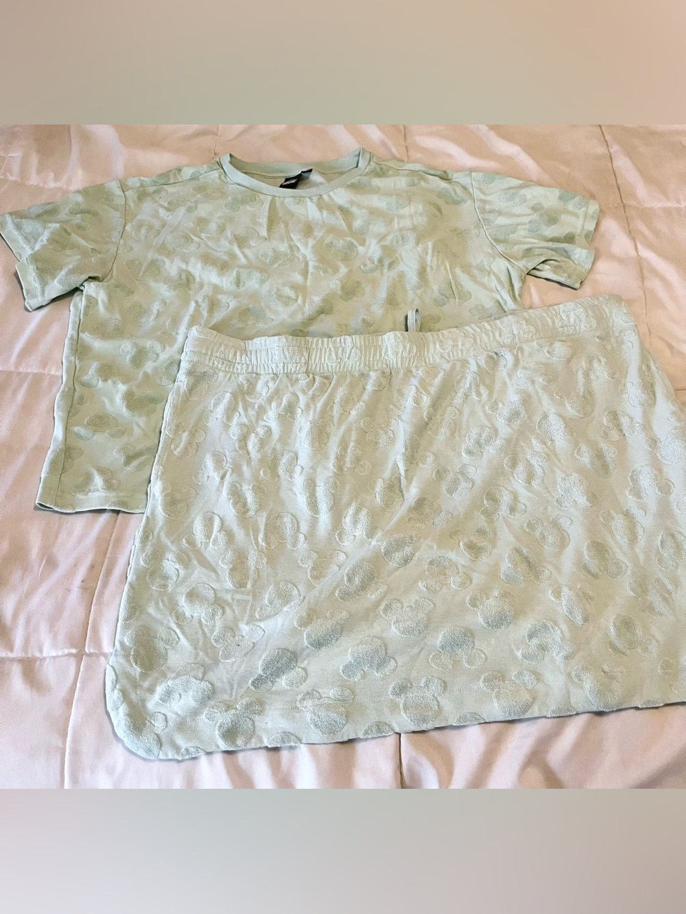 Disney Mint Mickey Mouse Embossed Terry Cloth Skirt & T Shirt Set size L/XL